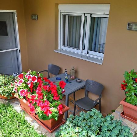 Fou'S Apartment Nafpaktos Exterior photo